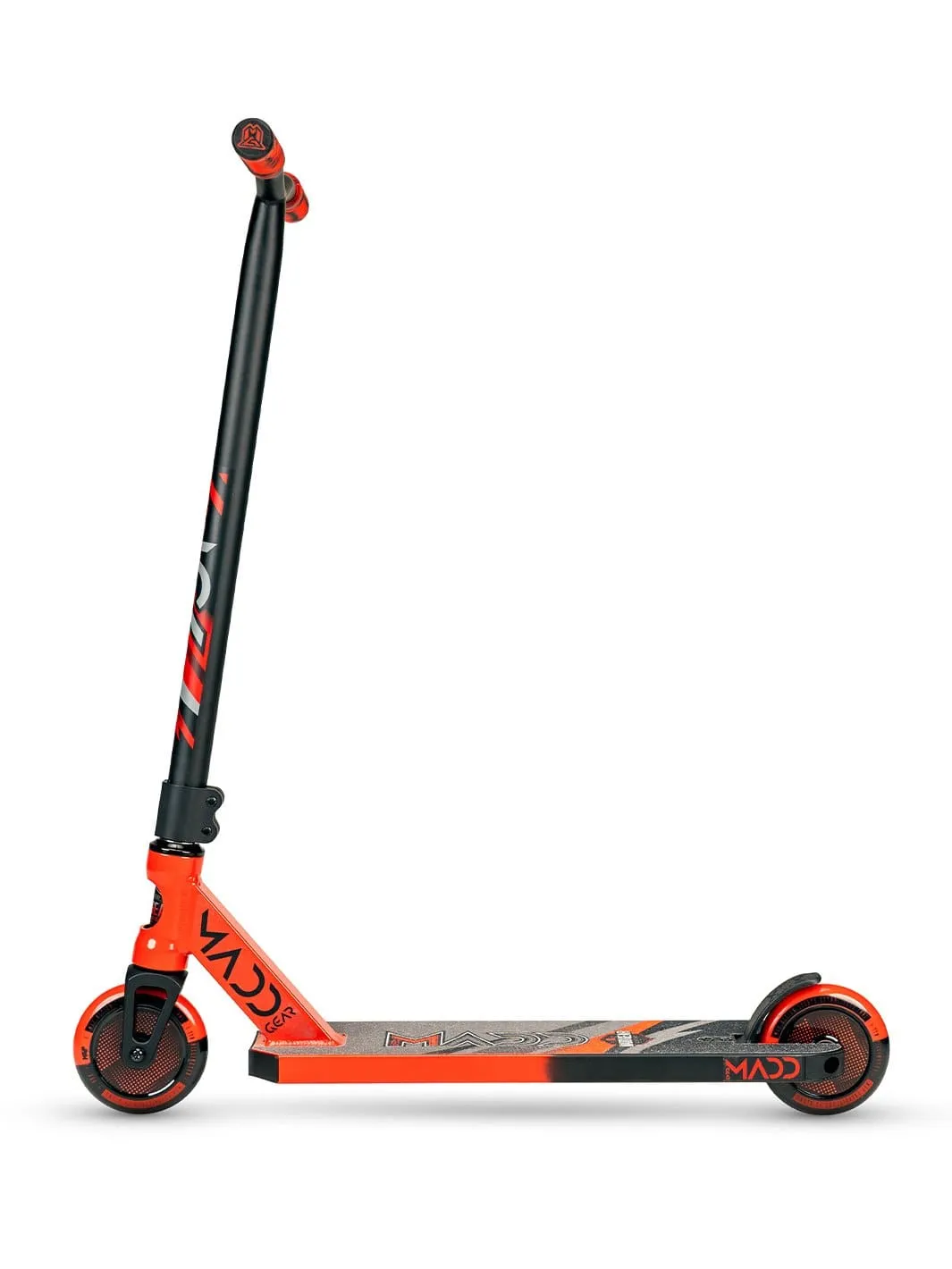 Madd Gear Kick Pro sparkcykel röd-svart tricks
