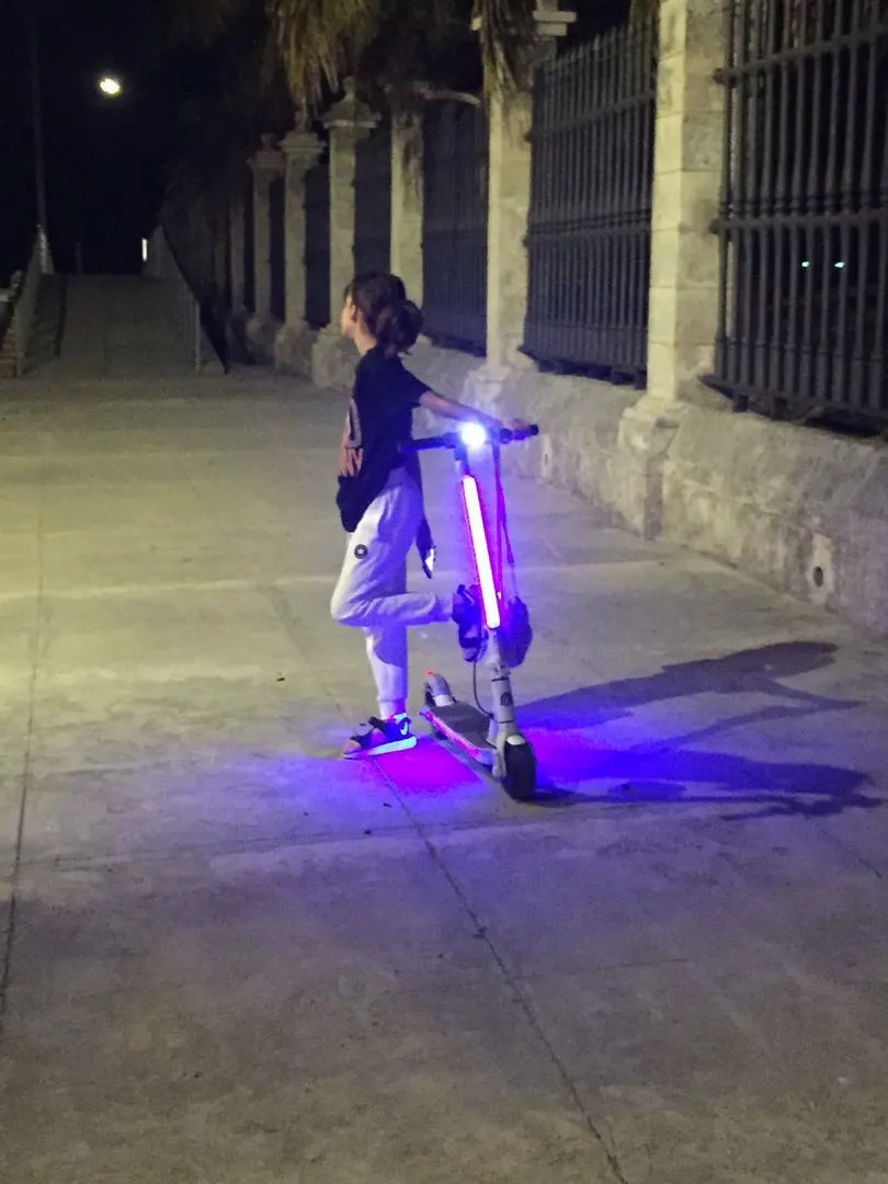 Hiboy S2 Lite ljusslinga elsparkcykel svart
