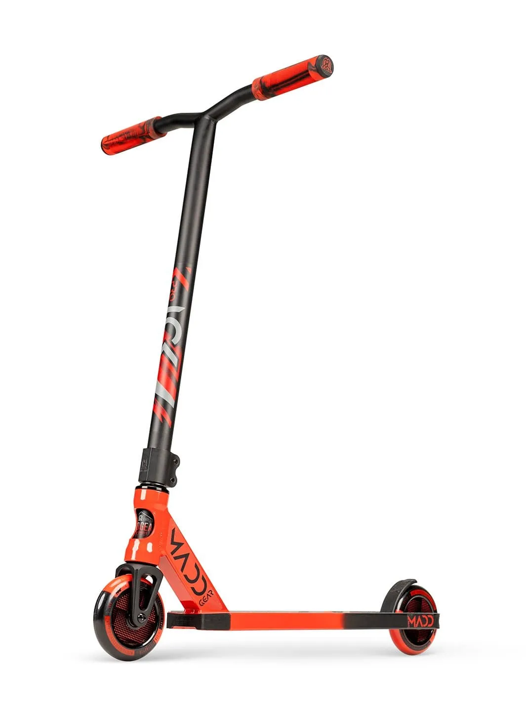 Madd Gear Kick Pro sparkcykel röd-svart tricks
