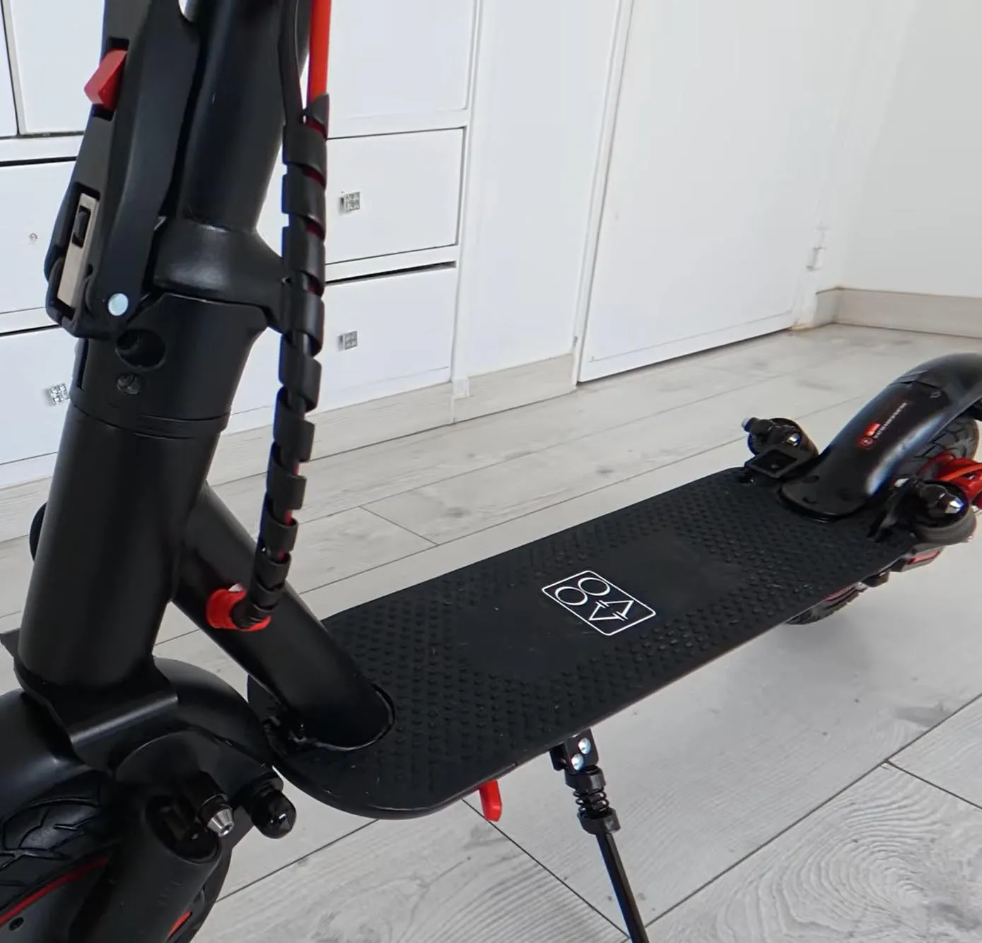 Aovo T1 Pro elsparkcykel 350W hopfällbar