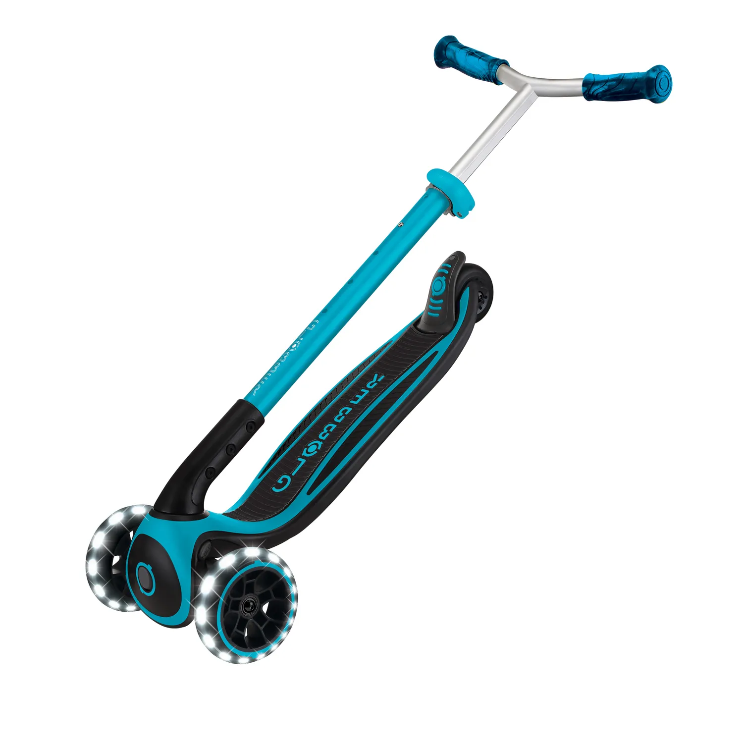 Globber ACE Lights trehjulig sparkcykel barn lysande hjul