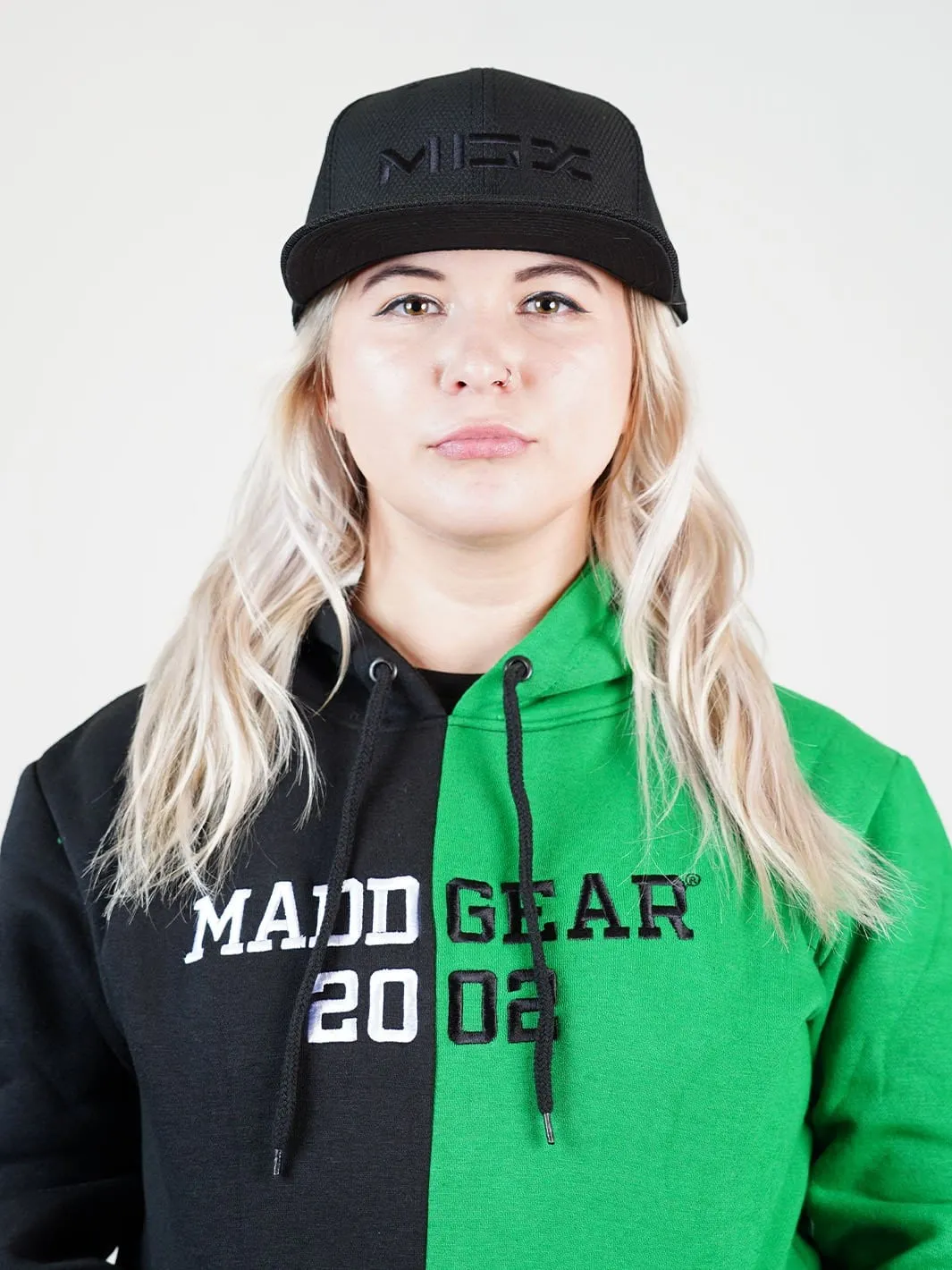 Madd Gear MGX snapback keps svart broderad