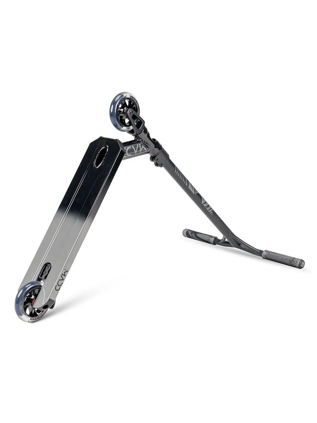 Madd Gear Kick Extreme sparkcykel Black Grey trick