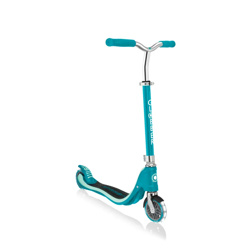 Globber Flow 125 Lights sparkcykel LED-hjul