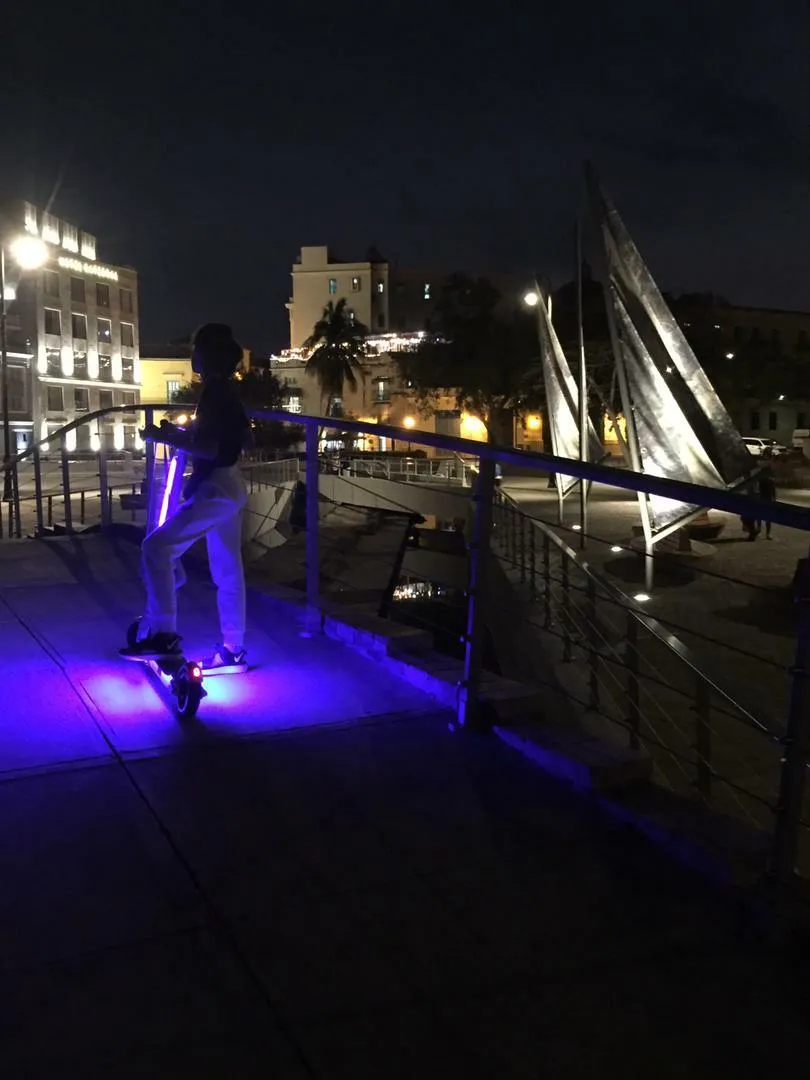 Hiboy S2 Lite ljusslinga elsparkcykel svart